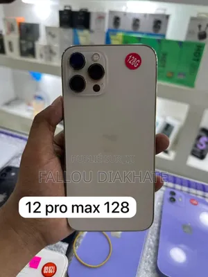 Neuf Apple iPhone 12 Pro Max 256 GB