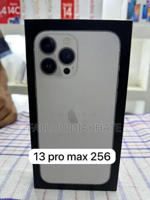 Neuf Apple iPhone 13 Pro Max 256 GB