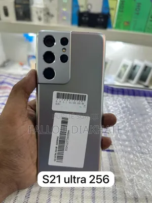 Neuf Samsung Galaxy S21+ 5G 256 GB