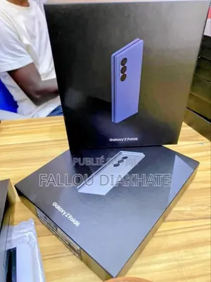 Neuf Samsung Galaxy Z Fold6 512 GB