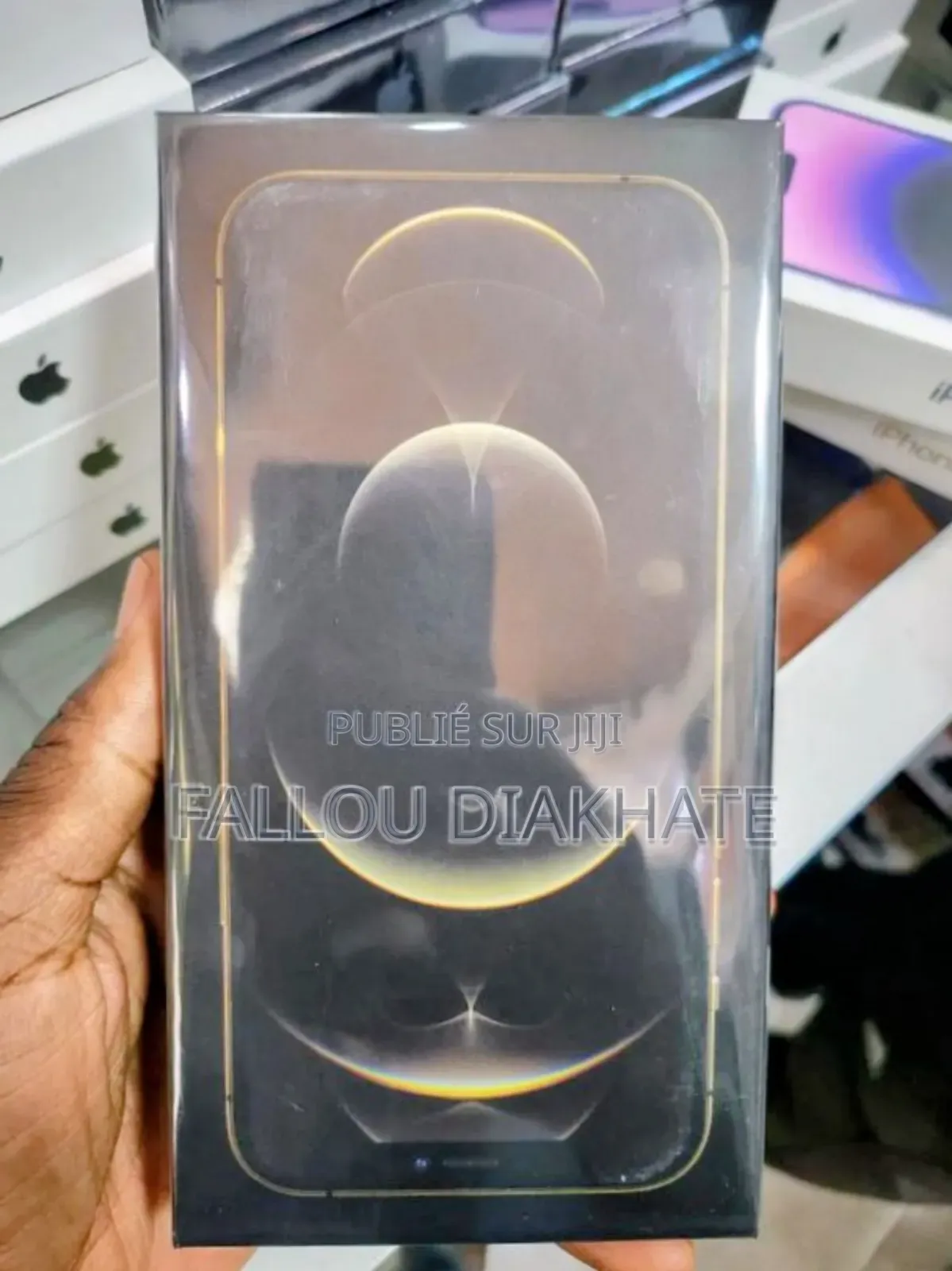 Neuf Apple iPhone 12 Pro 256 GB