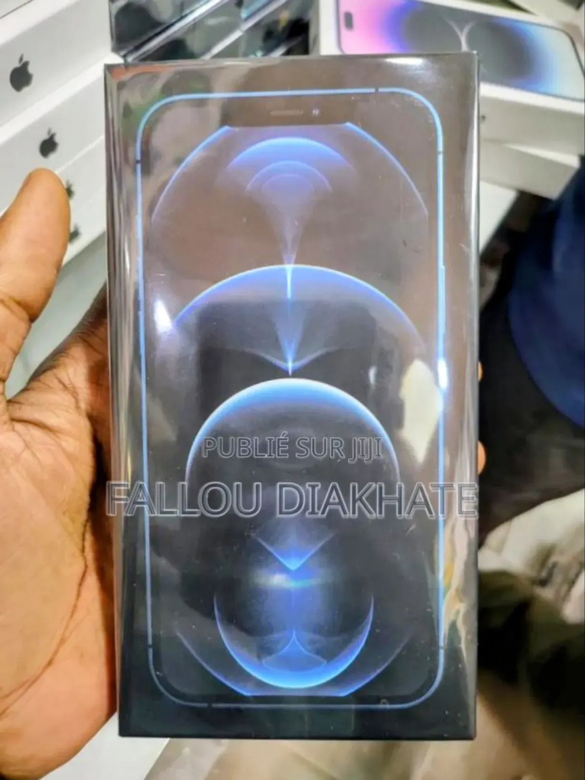 Neuf Apple iPhone 12 Pro 256 GB
