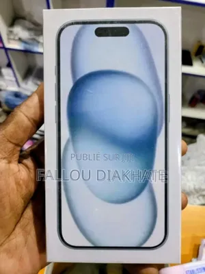 Neuf Apple iPhone 15 Plus 128 GB