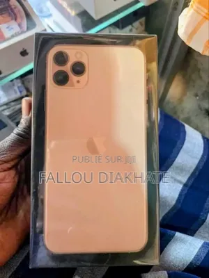 Neuf Apple iPhone 11 Pro 256 GB
