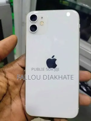 Neuf Apple iPhone 11 128 GB