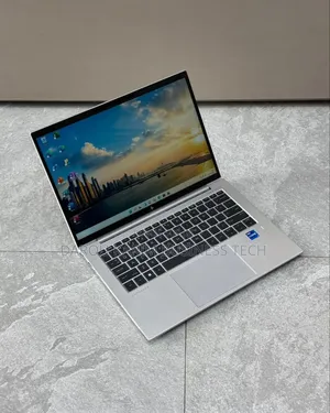 Neuf HP EliteBook 840 G10 16GB Intel Core I7 SSD 512GB