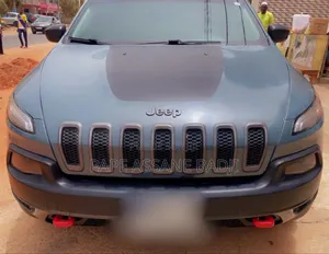 Location Jeep Cherokee Trailhawk