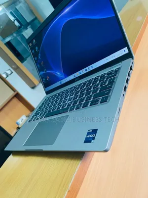 Neuf Ordinateur Portable Dell Latitude 5431 16GB Intel Core I5 SSD 512GB