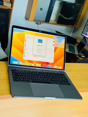 Neuf Apple MacBook Pro 2017 8GB Intel Core I5 SSD 256GB