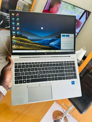 Neuf HP EliteBook 850 G8 16GB Intel Core I5 SSD 512GB