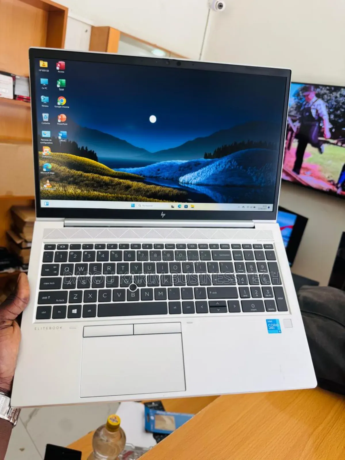 Neuf HP EliteBook 850 G8 16GB Intel Core I5 SSD 512GB