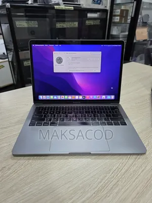 Ordinateur Portable Apple MacBook Pro 2017 8GB Intel Core I5 SSD 256GB