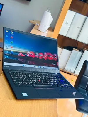 Neuf Lenovo ThinkPad X1 Carbon 8GB Intel Core I5 SSD 256GB