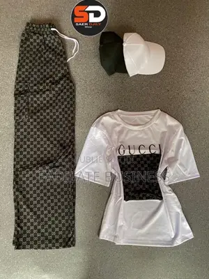 Ensemble Gucci