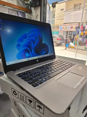 Neuf Ordinateur Portable HP EliteBook 840 G3 8GB Intel Core I5 SSD 256GB