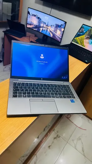 Neuf HP ZBook Firefly 14 G7 32GB Intel Core I7 SSD 512GB