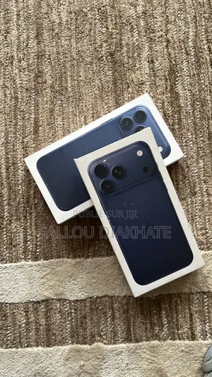 Neuf Apple iPhone 15 Pro Max 256 GB Blanc
