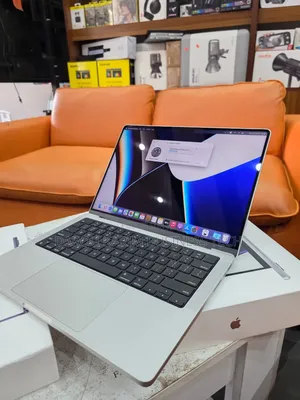 Neuf Apple MacBook Pro 2021 M1 16GB Apple M1 Pro SSD 512GB