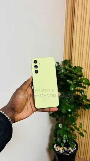 Neuf Samsung Galaxy A54 5G 128 GB Vert