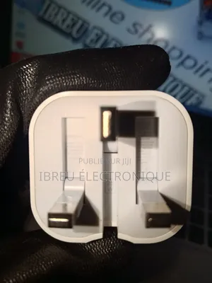 Chargeur iPhone Original Version Américaine  25w –