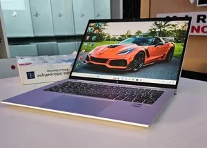 Neuf HP EliteBook 840 G9 16GB Intel Core I7 SSD 512GB