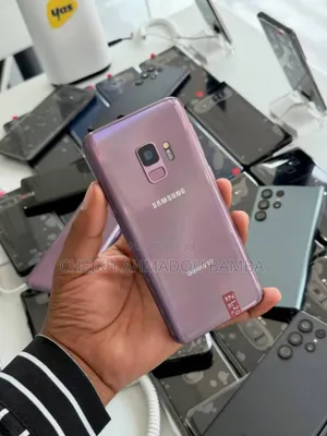 Neuf Samsung Galaxy S9 64 GB Rouge