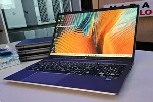 Neuf Ordinateur Portable HP ZBook Fury 15 G8 32GB Intel Core I7 SSD 1T