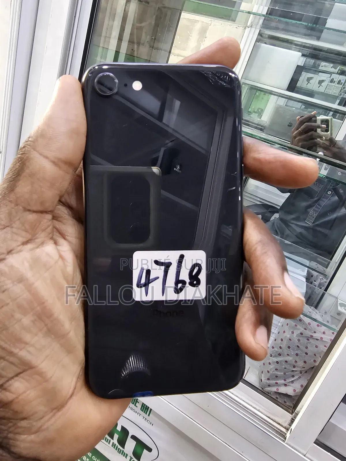 Neuf Apple iPhone 8 64 GB Noir