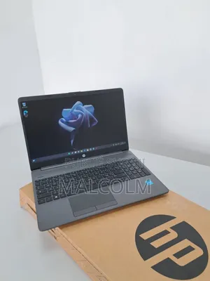 Ordinateur Portable HP 250 G8 4GB Intel Celeron SSD 256GB