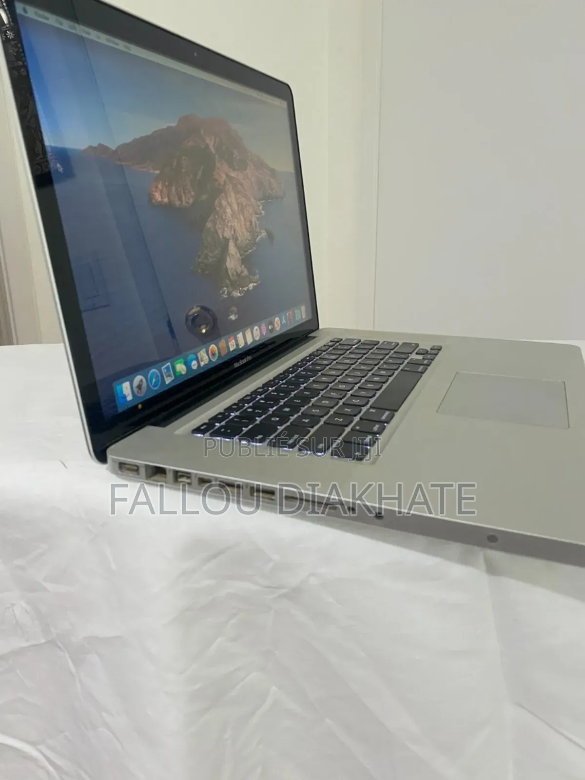 Neuf Apple MacBook Pro 2019 32GB Intel Core I7 SSD 512GB