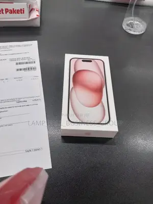 Nouveau Apple iPhone 15 128 GB Rose