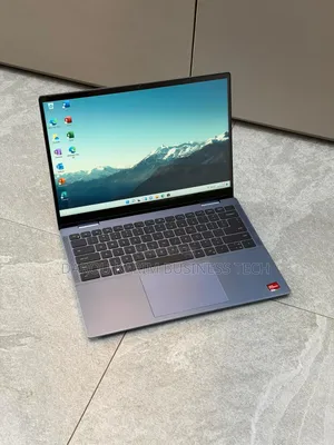 Neuf Ordinateur Portable Dell Inspiron 14 16GB AMD Ryzen 7 SSD 1T