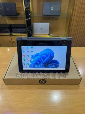 Neuf HP EliteBook X360 1030 G2 4GB Intel Celeron SSD 256GB
