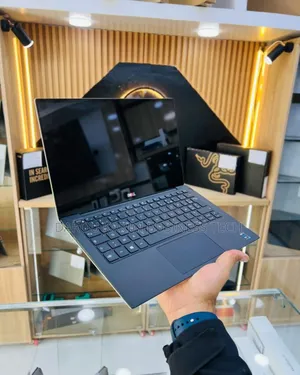 Neuf Ordinateur Portable Dell XPS 13 16GB Intel Core I7 SSD 512GB