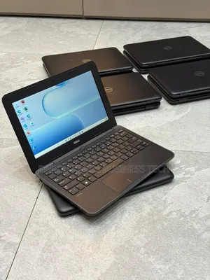 Neuf Ordinateur Portable Dell Latitude 3180 4GB Intel Celeron SSD 128GB