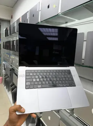 Neuf Ordinateur portable Apple MacBook Pro M1 64GB Apple M1 Max SSD 1T