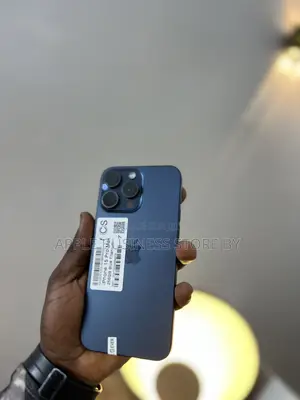 Nouveau Apple iPhone 15 Pro Max 256 GB Bleu