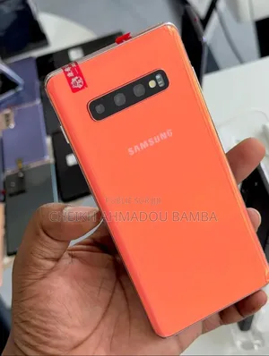 Neuf Samsung Galaxy S10 Plus 128 GB Orange