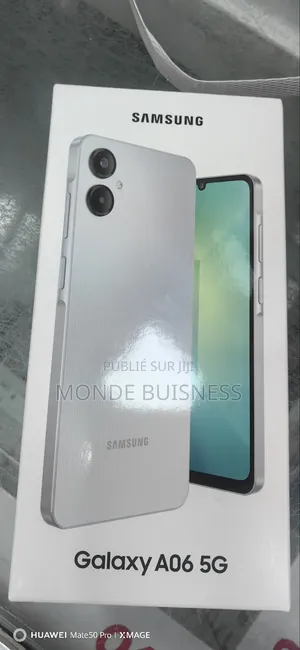 Neuf Samsung Galaxy A06 128 GB Gris