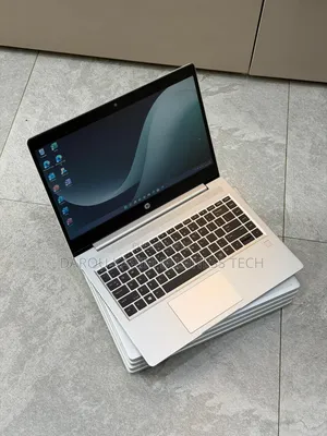 Neuf Ordinateur Portable HP 16GB AMD Ryzen 5 SSD 1T