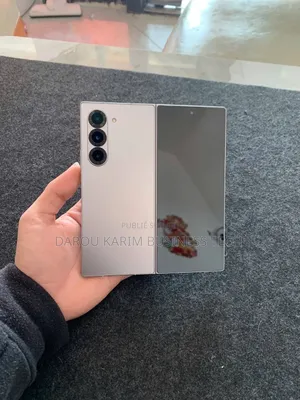 Neuf Samsung Galaxy Z Fold6 256 GB