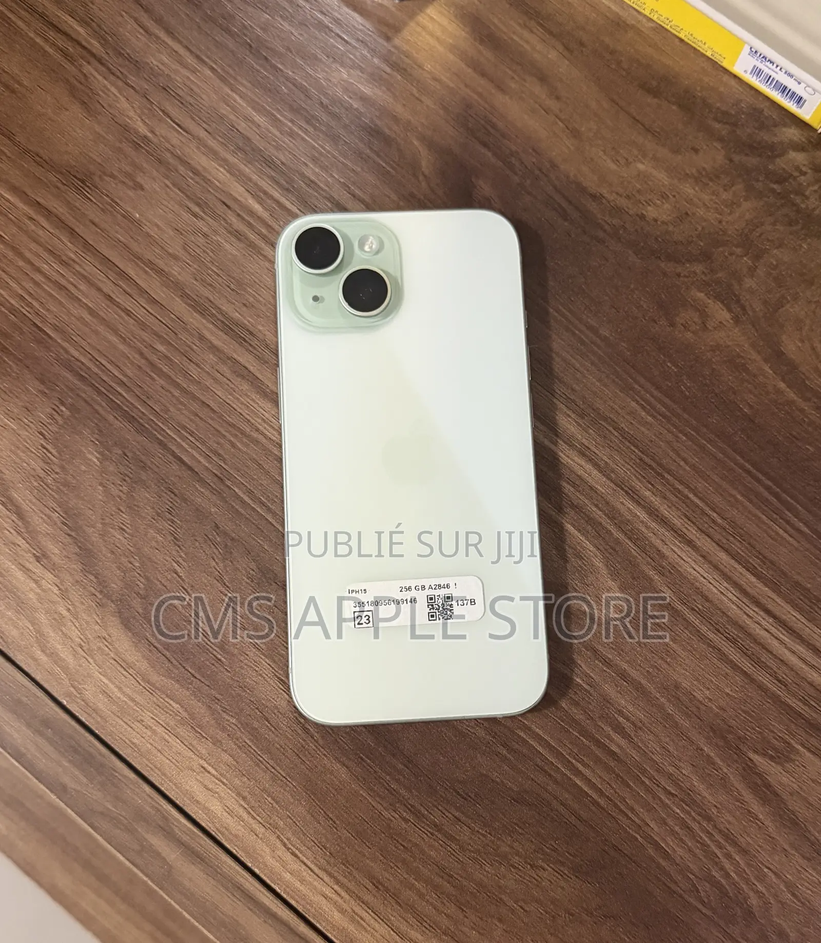 Apple iPhone 15 128 GB Vert