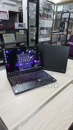 Acer Predator Helios Neo 16 32GB Intel Core Ultra 9 SSD 1T