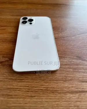 Neuf Apple iPhone 12 Pro 128 GB Doré