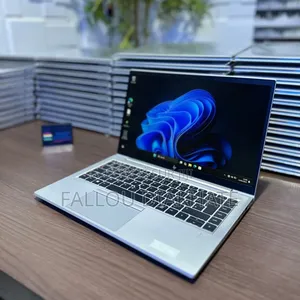Nouveau HP EliteBook 830 G8 16GB Intel Core i7 SSD 512GB