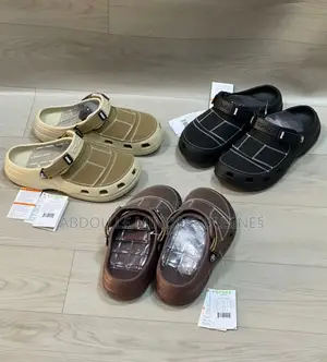 Shoes Crocs 3 Carré Disponible