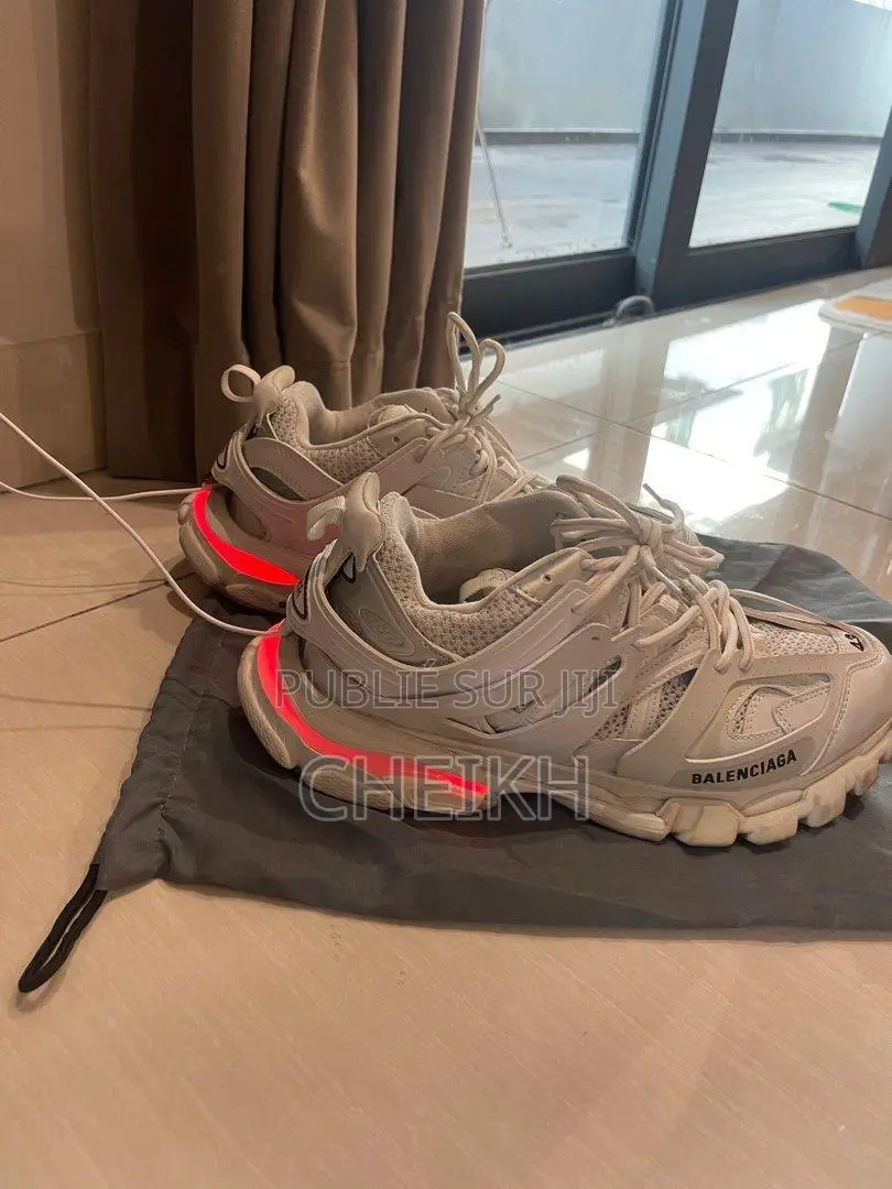 Balenciaga Track