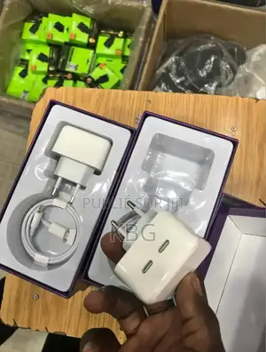 Nouveau Apple iPhone 13 128 GB Blanc