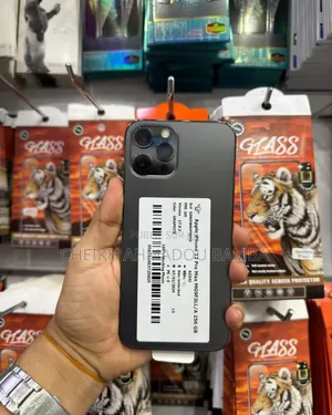 Nouveau Apple iPhone 12 Pro Max 256 GB Noir