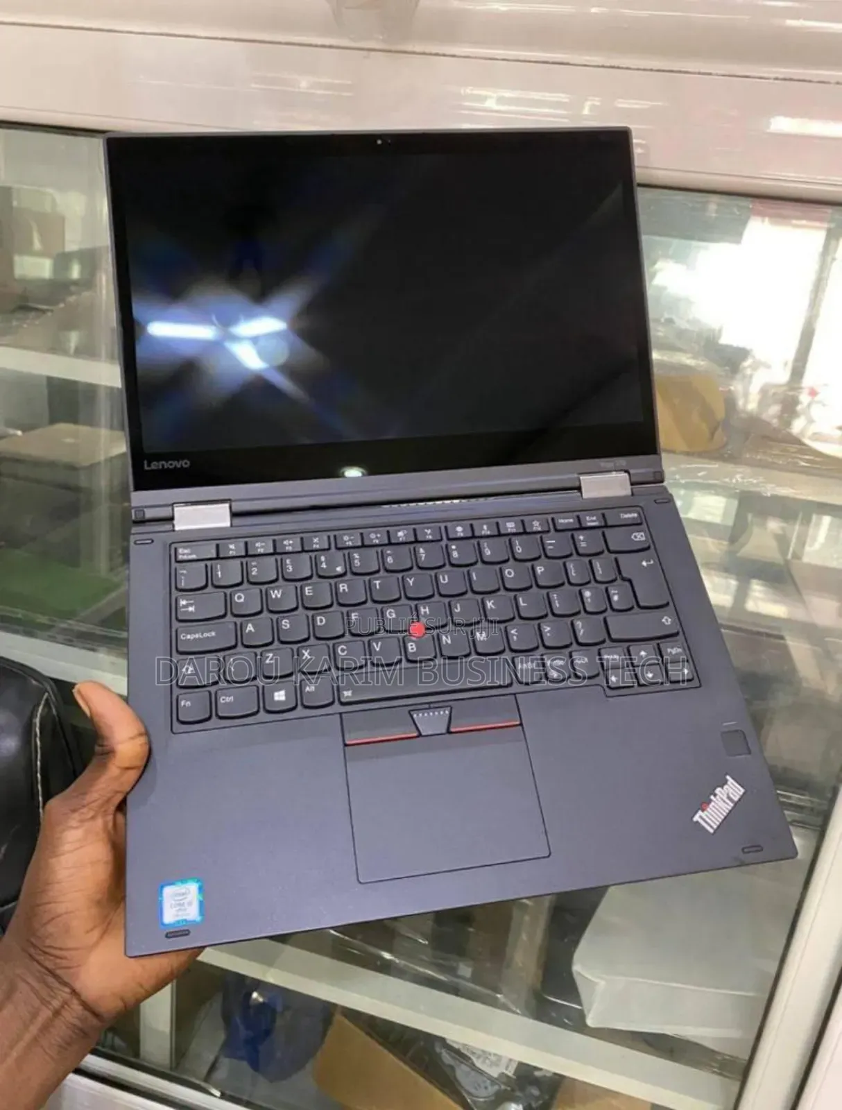 Nouveau Lenovo ThinkPad Yoga 370 8GB Intel Core i5 SSD 256GB